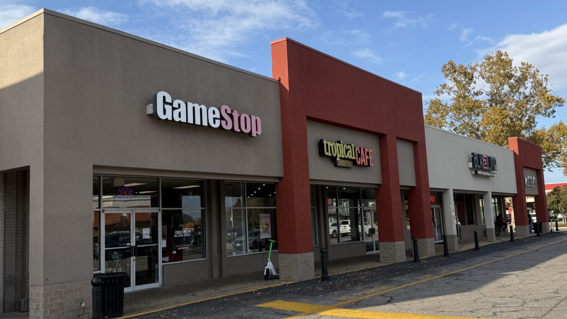 Gamestop Tropical Smoothie Center Shops Norfolk